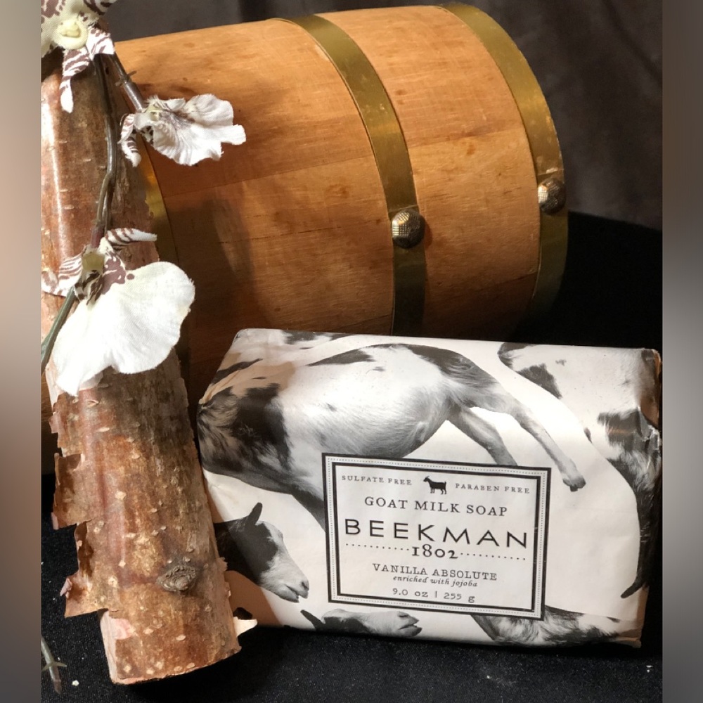 Beekman 1802 Vanilla Absolute Goat Milk Soap with Black and White Design